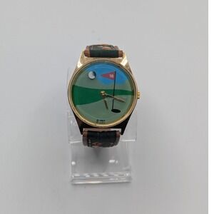 Vintage R&R 18th Hole Floating Golf Ball Watch w/Golf Strap. Untested.